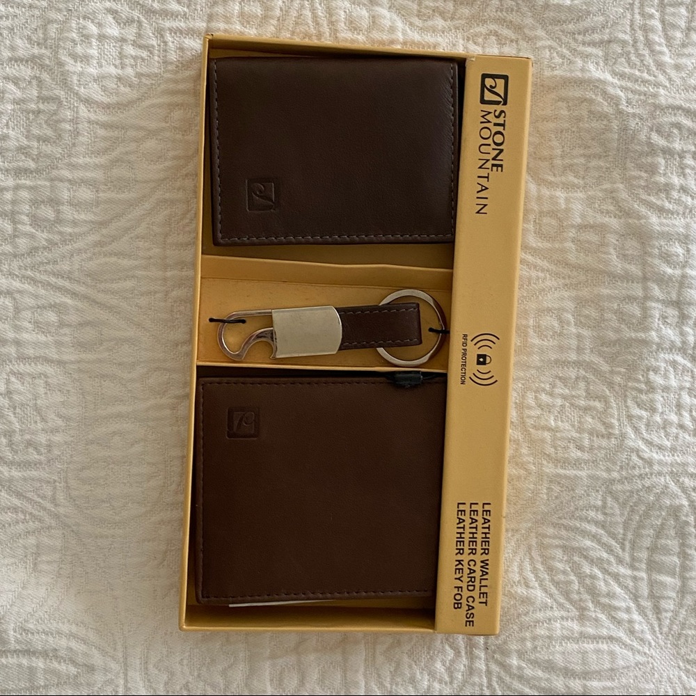 Wallet trio